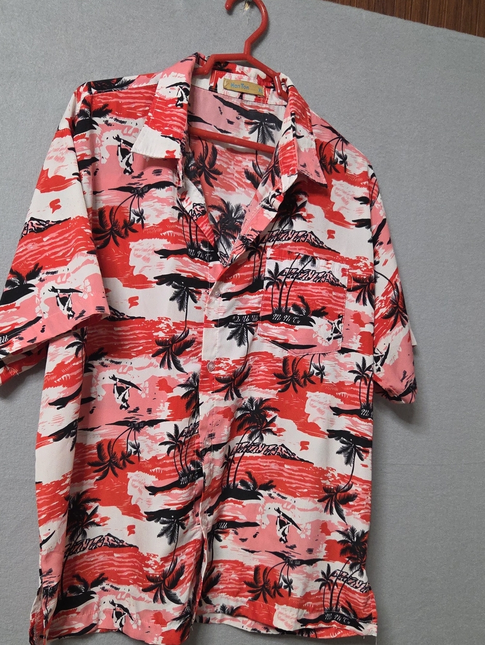 Tropical Coral Pink Short-Sleeve Button-Down Shirt - Casual Summer Shirt